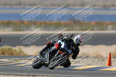 media/Apr-10-2022-SoCal Trackdays (Sun) [[f104b12566]]/Turn 14 (10am)/